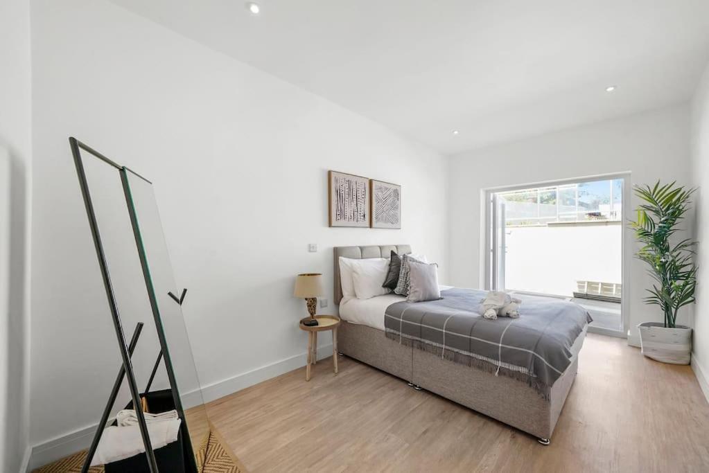 Exquisite Scandi Gem Of Bristol - Sleeps 6 Apartment Exterior photo