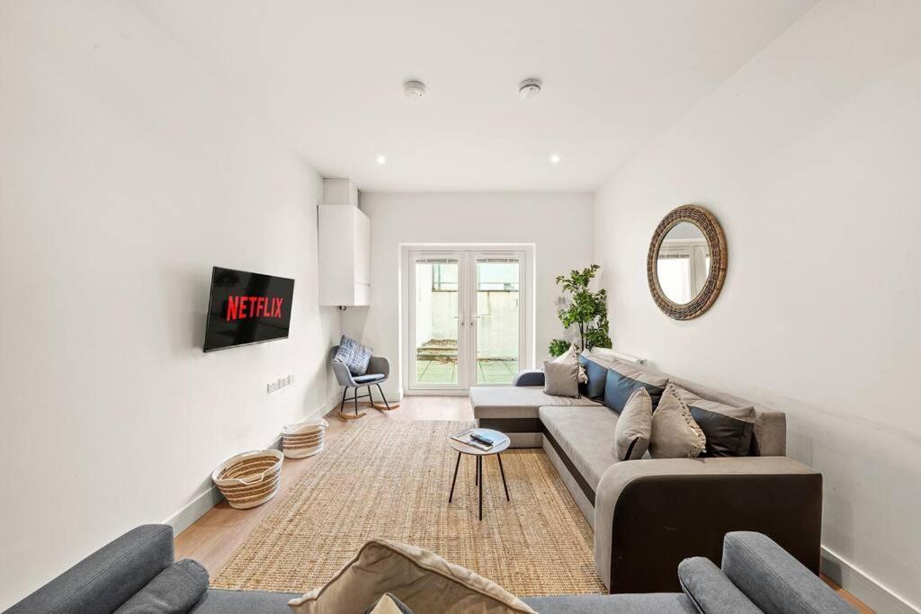 Exquisite Scandi Gem Of Bristol - Sleeps 6 Apartment Exterior photo