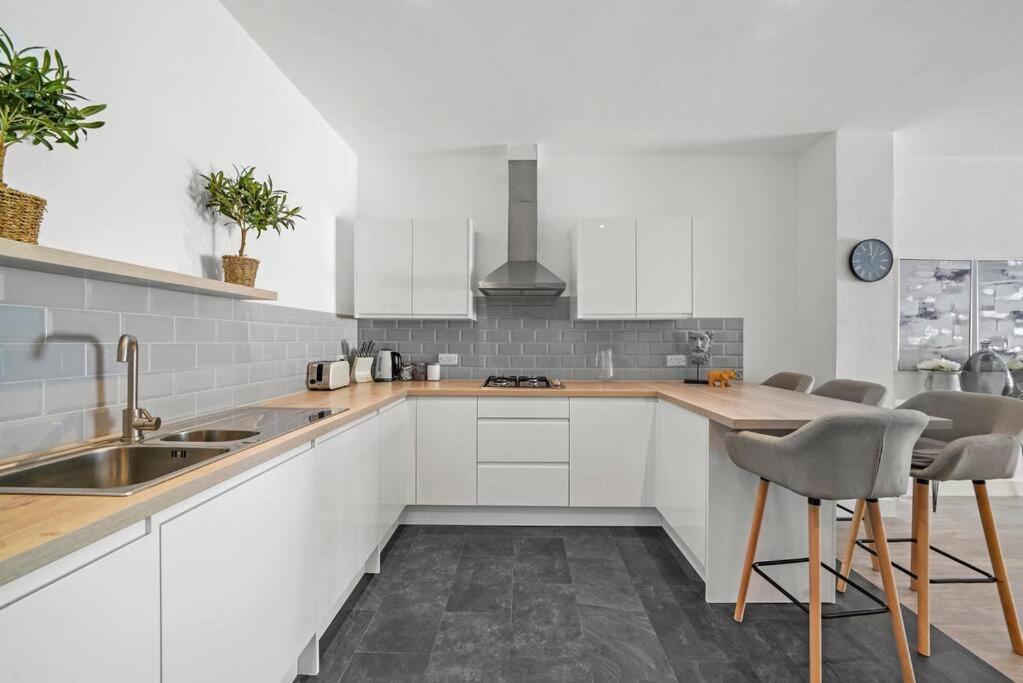 Exquisite Scandi Gem Of Bristol - Sleeps 6 Apartment Exterior photo